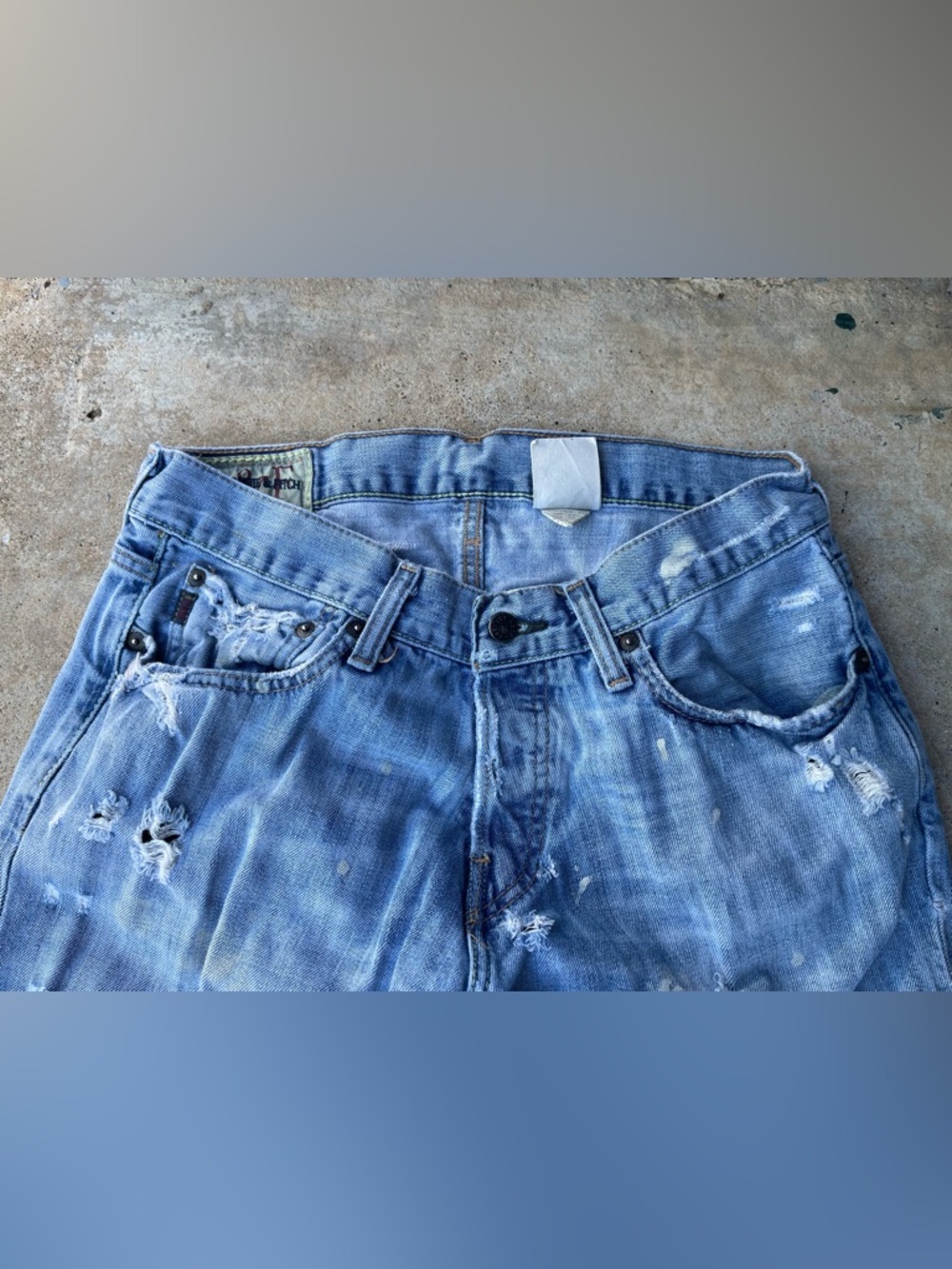 Abercrombie & Fitch Light Blue Distressed Denim Jeans - Picture 3 of 9